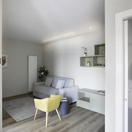 Profumo Di - Il Incontra La Tranquillita Appartement Oggebbio